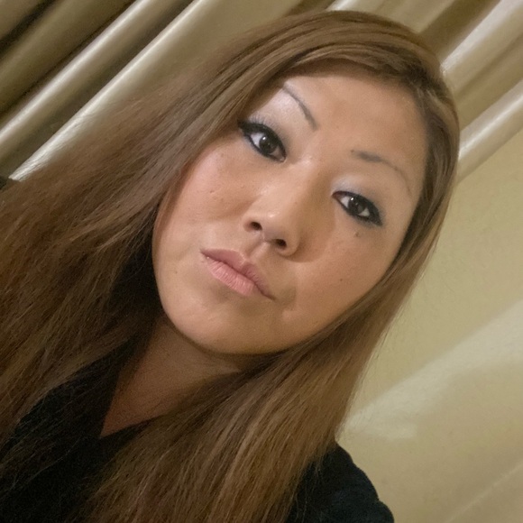 Meet your Posher, Anna - Picture 2 of 2